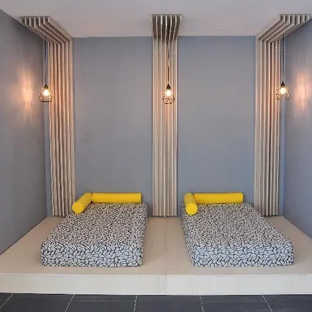 Grifid Encanto 4* Warna